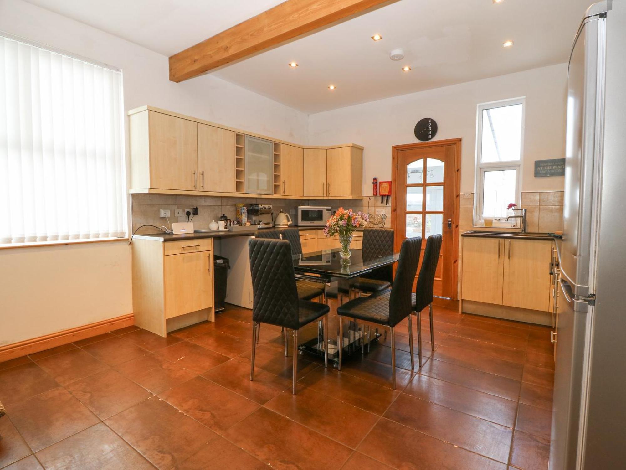 Coed Llai Villa Holyhead Exteriör bild