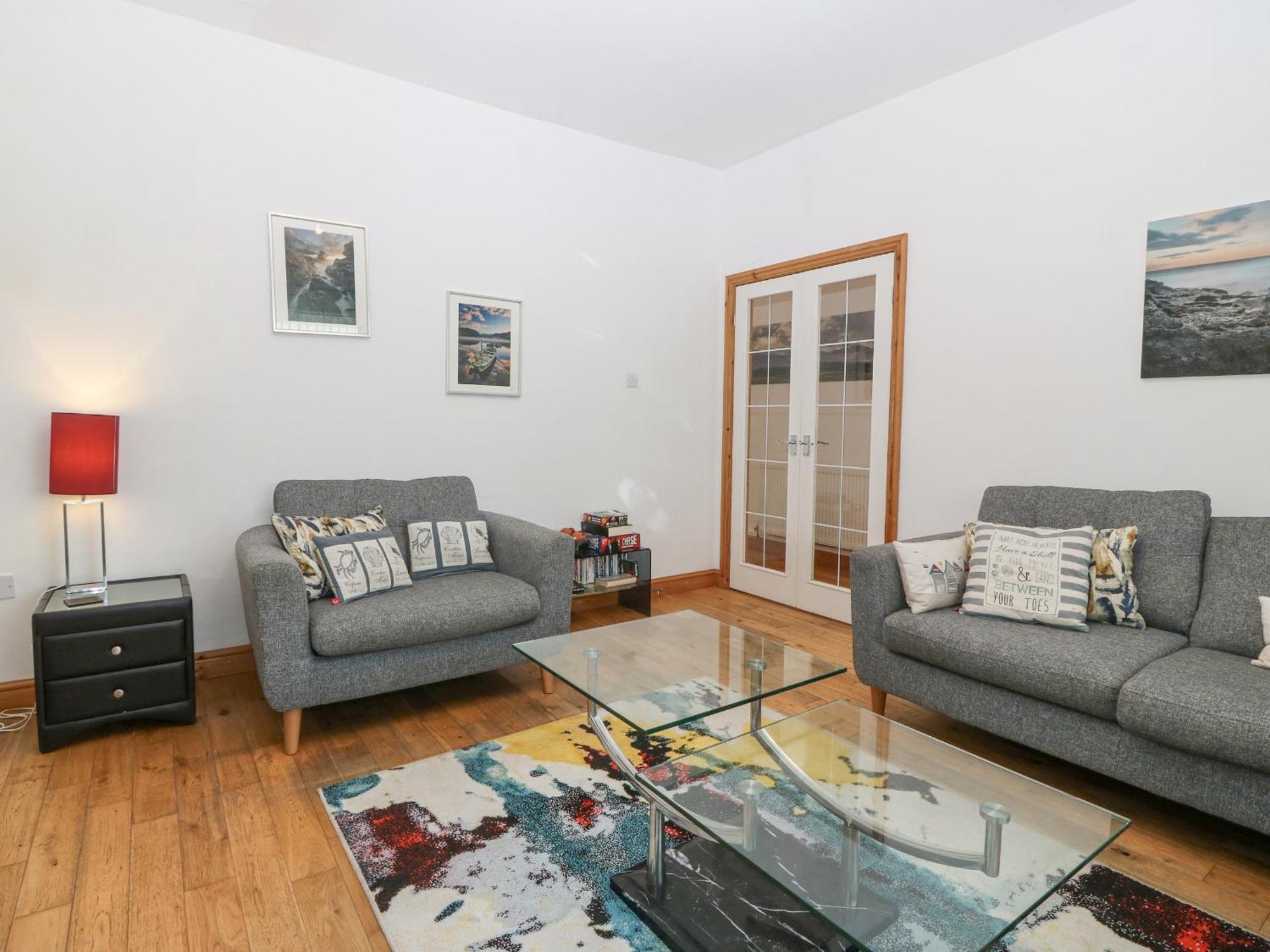 Coed Llai Villa Holyhead Exteriör bild